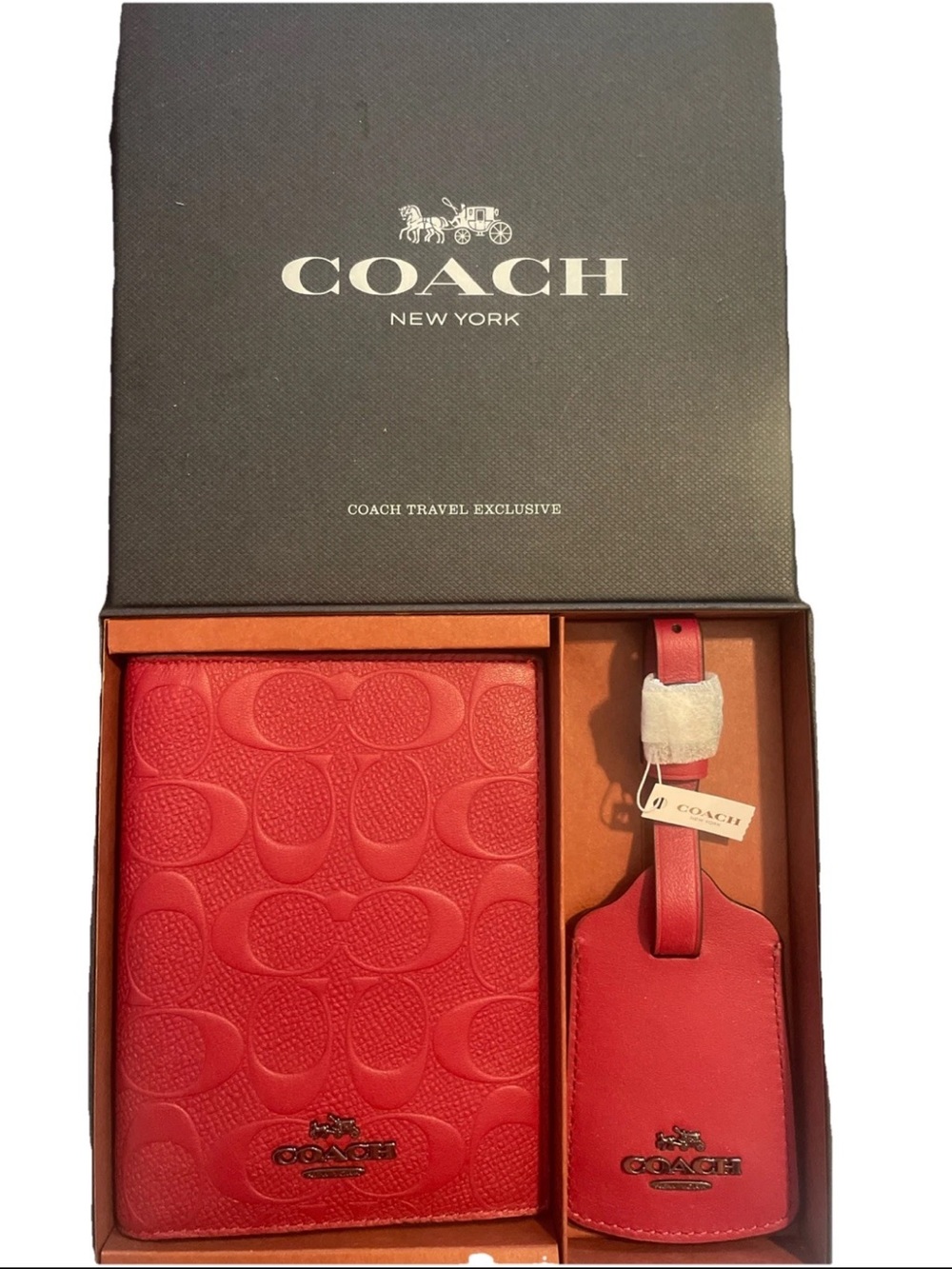 Coach Red Travel Passport Holder & Luggage Tag Set nwt